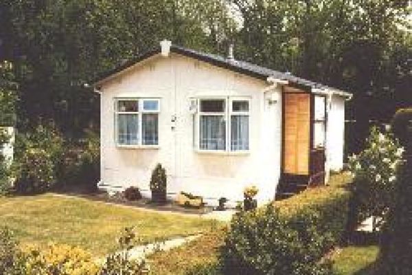 Picture of The Oaks Mobile Home Park, Surrey